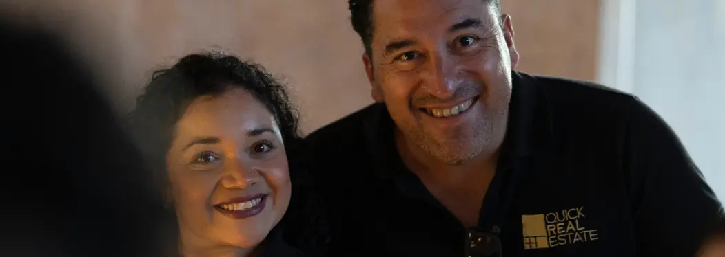 Imagen a real estate agency avant-garde